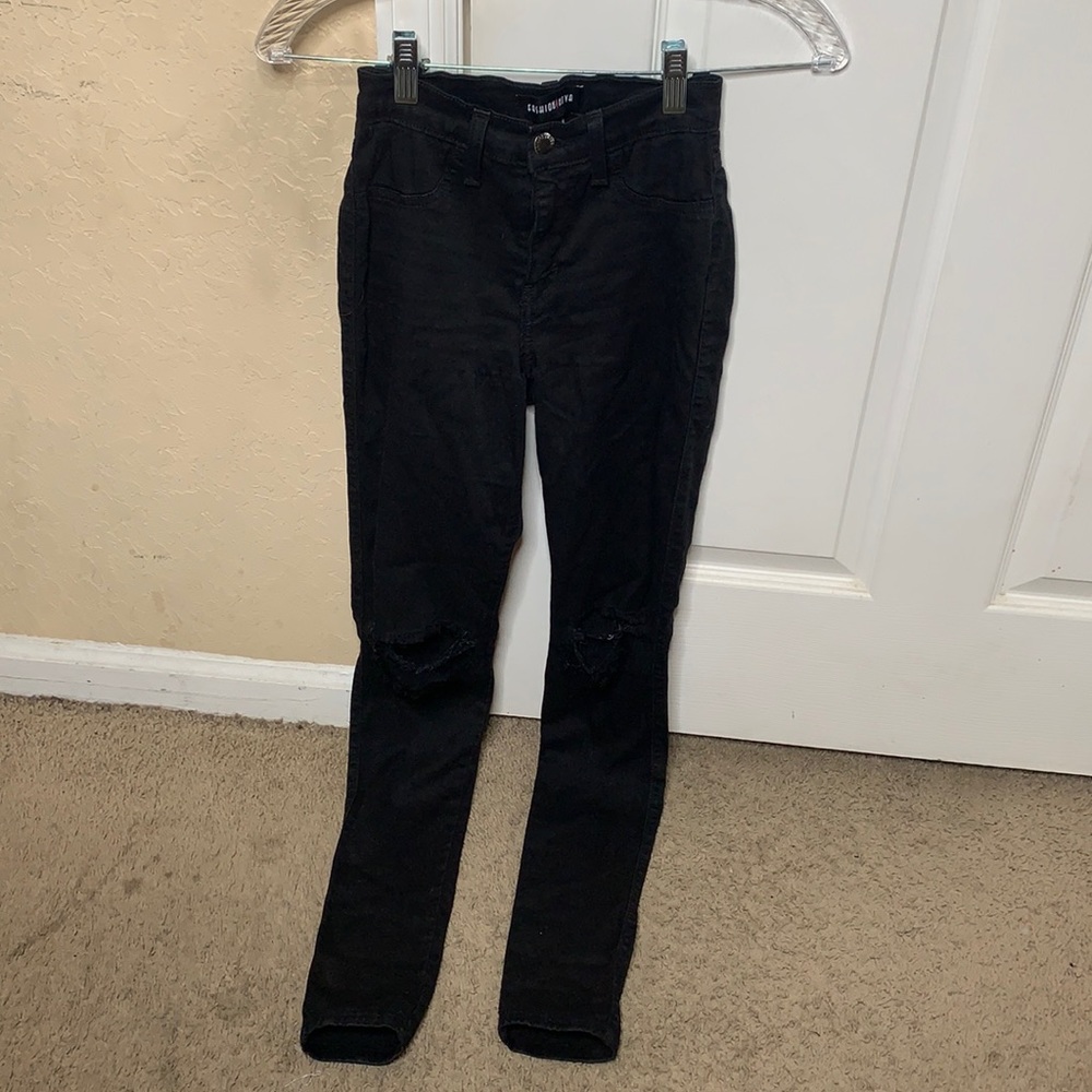 Black knee rip jeans